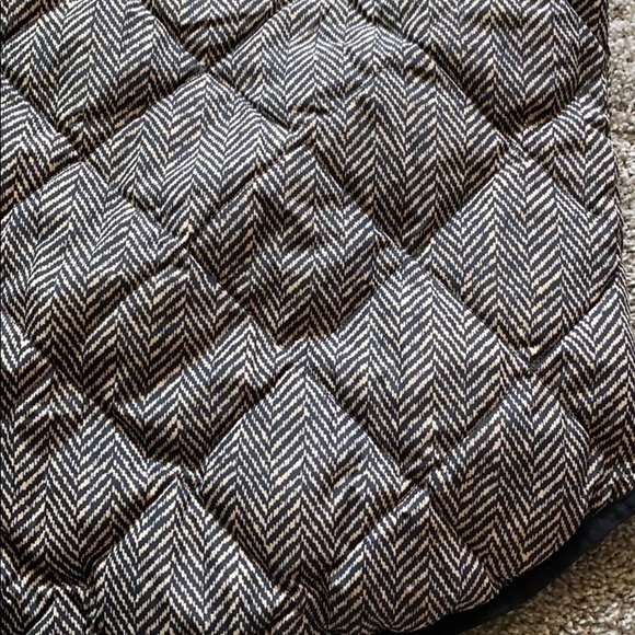 j crew quilted puffer vest - Picture 4 of 9